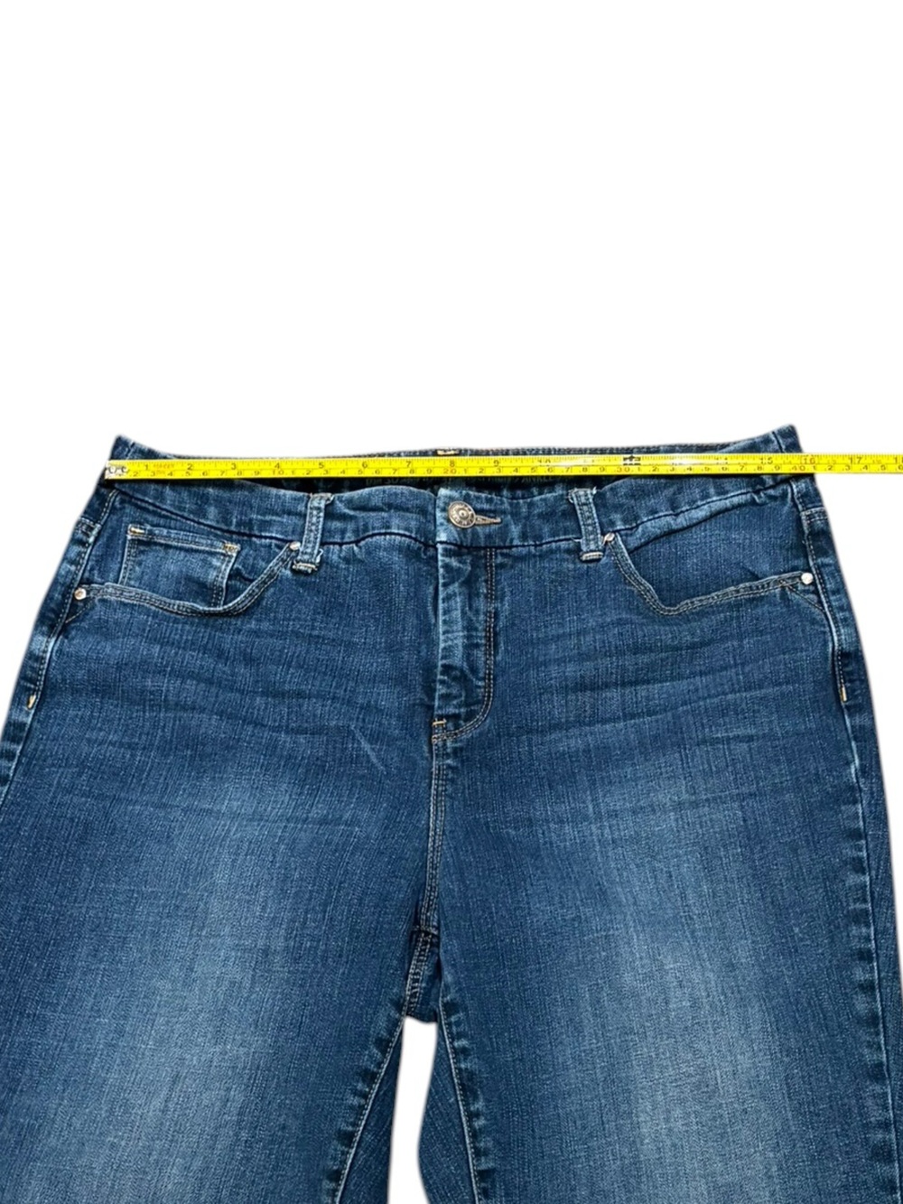 Chico’s Women's Girlfriend Ankle Jeans - Medium Blue Wash, Chico’s 1.5, US 10 - Picture 5 of 8